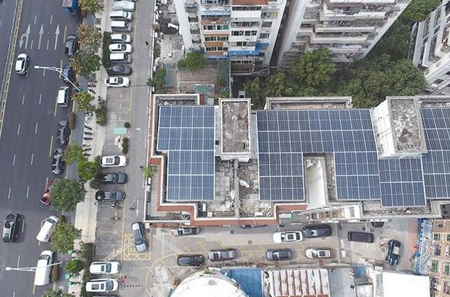 Distributed generation in a dense urban setting