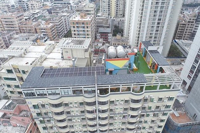 Coordinated deployment across multiple roofs